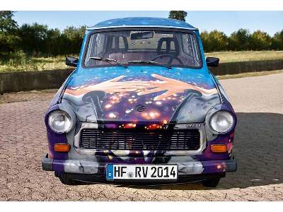 Trabant 601S Universal  25 Jahre Mauerfall - image 5