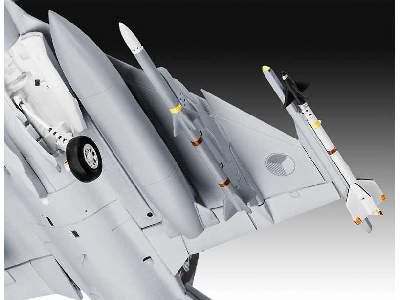 Saab JAS-39C GRIPEN - image 5