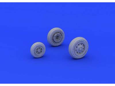 F-104 undercarriage wheels early 1/48 - Hasegawa - image 2