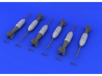 M 117 bomb early 1/48 - image 3