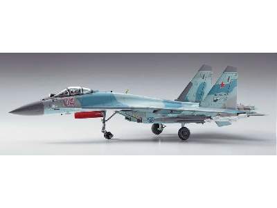 Su-35s Flanker - image 3