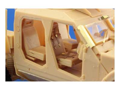 M-ATV MRAP interior S. A. 1/35 - Panda Models - image 4