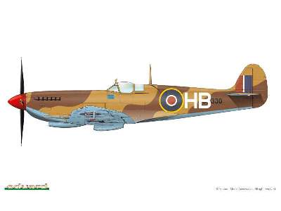 Spitfire Mk. VIII 1/48 - image 12