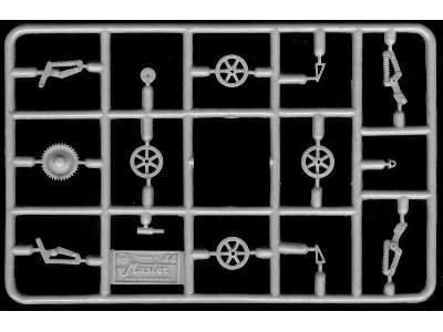 10,5cm leFH-16 Sfl. Auf Geschuetzpanzer Mark.VI(e) - image 6