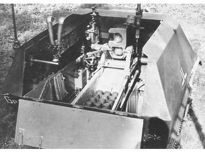 10,5cm leFH-16 Sfl. Auf Geschuetzpanzer Mark.VI(e) - image 13