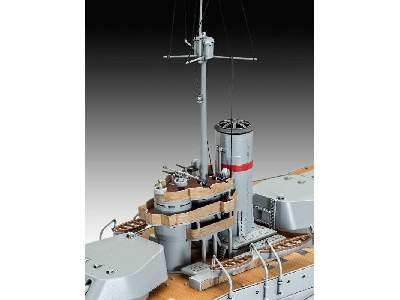 Russian WWI Battleship Gangut - image 4