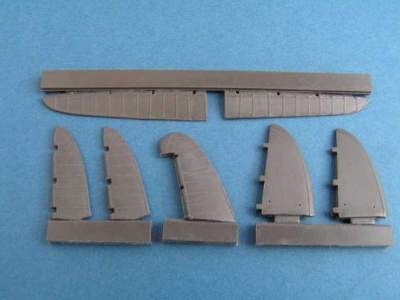 Macchi MC.200 Saetta control surfaces for Italeri - image 1