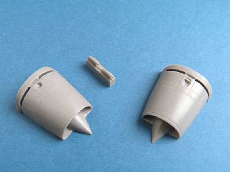 Mirage F-1C Starboard intake for Italeri - image 1