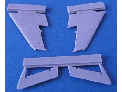 Folland Gnat T.1 Tailplane Airfix - image 1