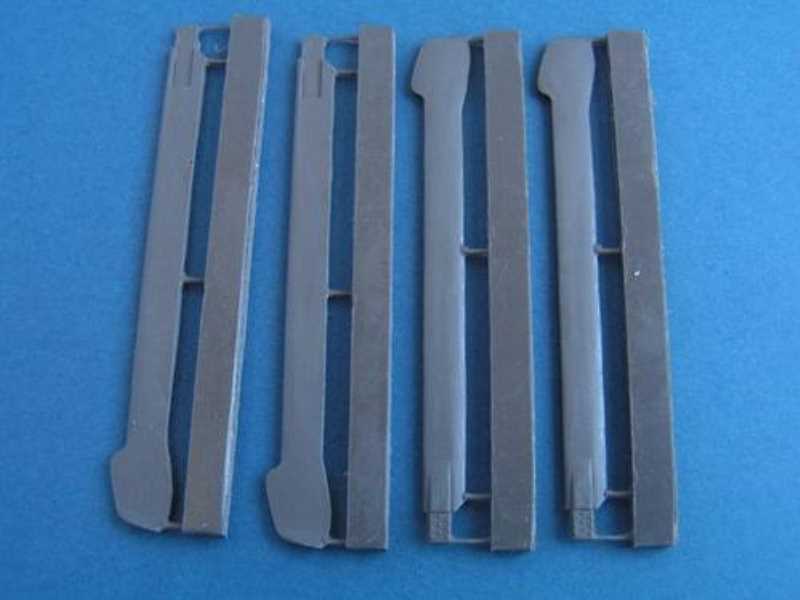 Westland  Lynx BERP rotor blades for HobbyBoss - image 1