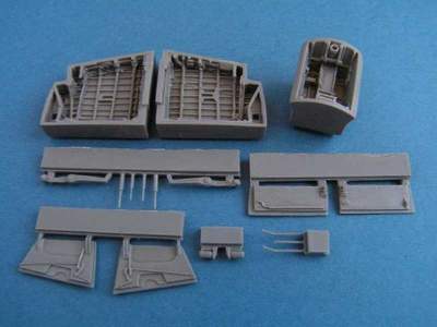 EE Canberra Whell bay for Airfix - image 1