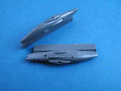 Harrier, Sea Harrier 30 mm Gun Pod for Airfix/Italeri - image 1