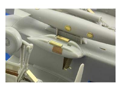 OV-10D exterior 1/32 - Kitty Hawk - image 7