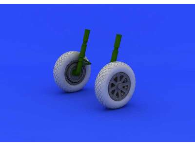 F4U-1 wheels diamond pattern 1/32 - Tamiya - image 2