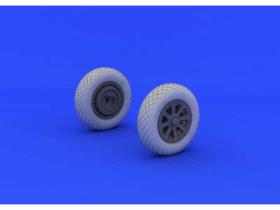 F4U-1 wheels diamond pattern 1/32 - Tamiya - image 3