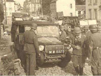 French WW2 Artillery tractor (4x4) V15T - image 8