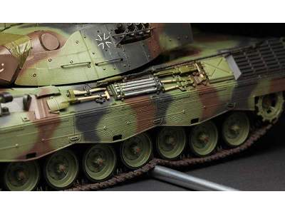 German Main Battle Tank Leopard 1 A5 - image 10