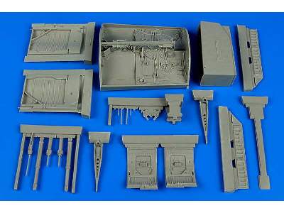 CF-104G Starfighter wheel bay - Italeri - image 1