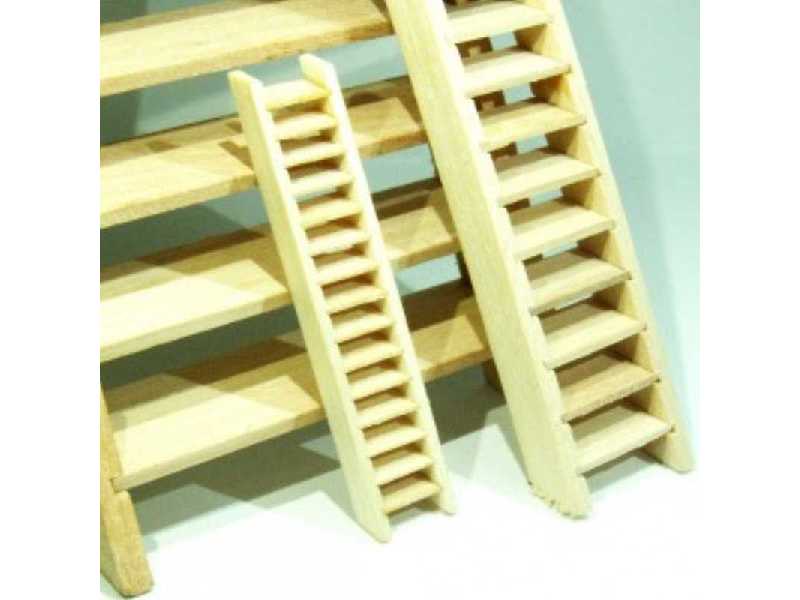 Ladder h: 6,3 D: 32,5 H: 97 - image 1 Ladder h: 6,3 D: 32,5 H: 97 - image 1