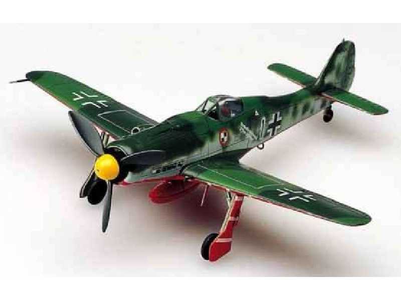 Focke-Wulf FW190D-9 Papagei Staffel - image 1 Focke-Wulf FW190D-9 Papagei Staffel - image 1
