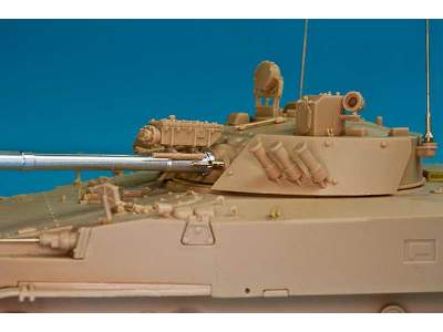 Armament for BMP-3 30mm 2A72, 100 mm 2A 70,3 x 7.62 PKT - image 1