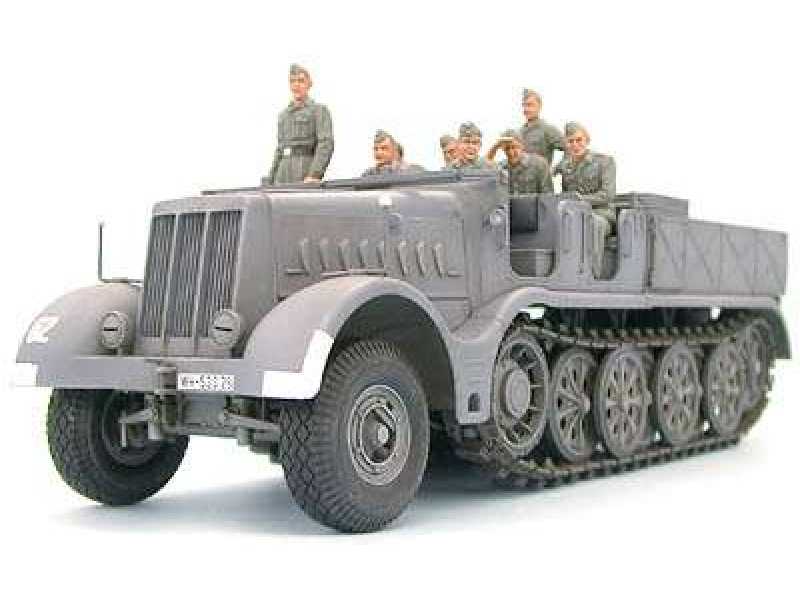 German 18 Ton Heavy Half-Track FAMO - image 1