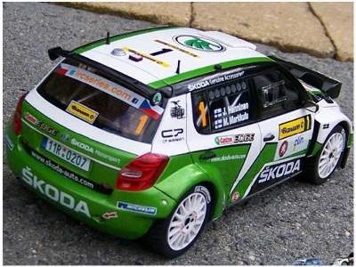 Skoda Fabia S2000 - image 10