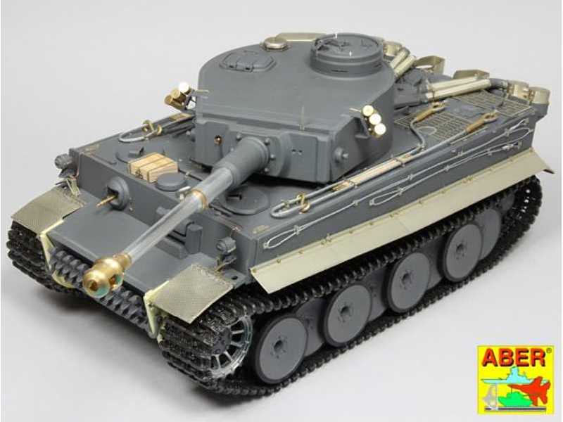Pz.Kpfw. VI Ausf.E (Sd.Kfz.181) Tiger I s.PzAbt. 501 in Tunisia - image 1