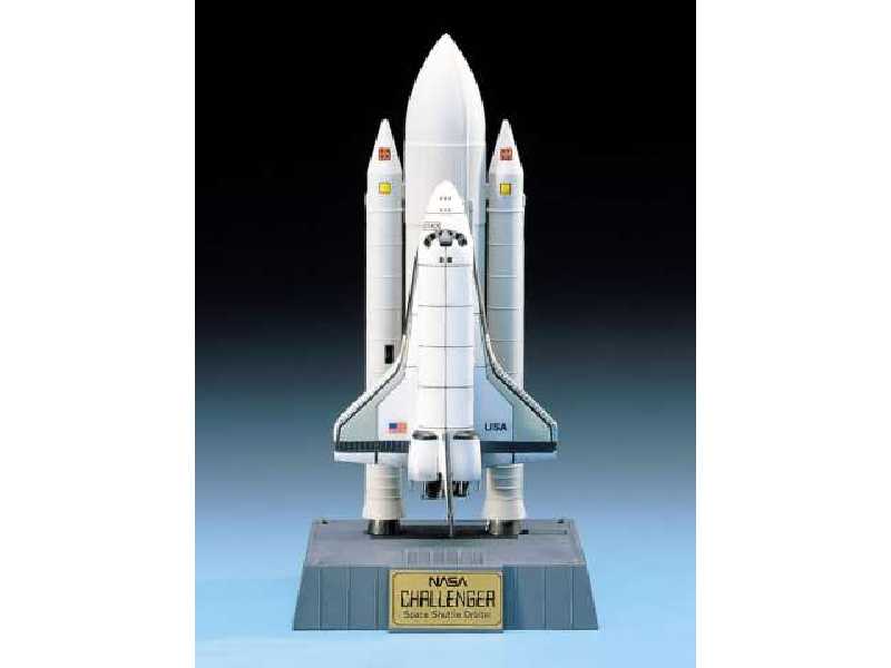 Space Shuttle w/Booster Rockets - image 1