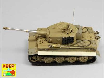 Pz.Kpfw. VI Ausf.E (Sd.Kfz.181) Tiger I – Late version  - image 38