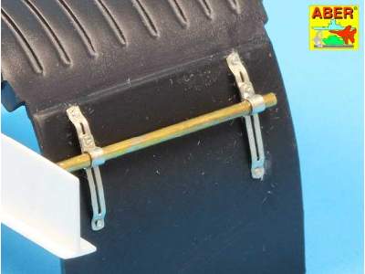 Truck fender holders - image 5