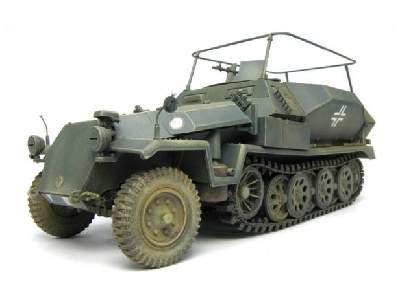 Sd. Kfz. 251/17 Ausf. C Funkwagen (Command Vegicle) - image 1