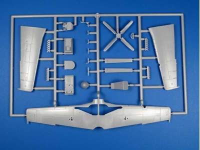 P-51B Mustang - image 6