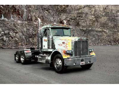 Classic Peterbilt 378-119 - image 1