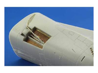 F-86D exterior 1/32 - Kitty Hawk - image 2