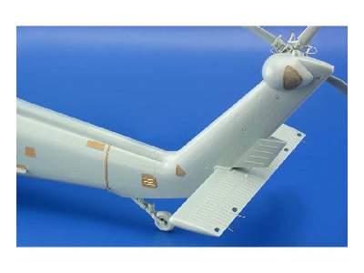 MH-60S exterior 1/35 - Academy Minicraft - image 9