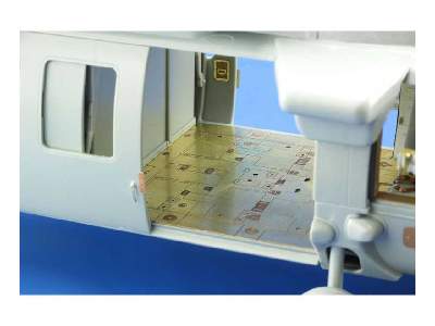 MH-60S exterior 1/35 - Academy Minicraft - image 14