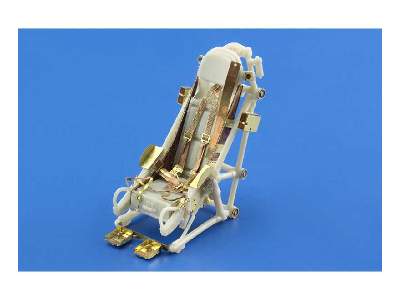 F-86D ejection seat 1/32 - Kitty Hawk - image 2