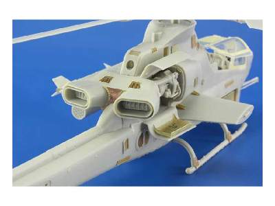 AH-1Z exterior 1/48 - Kitty Hawk - image 6